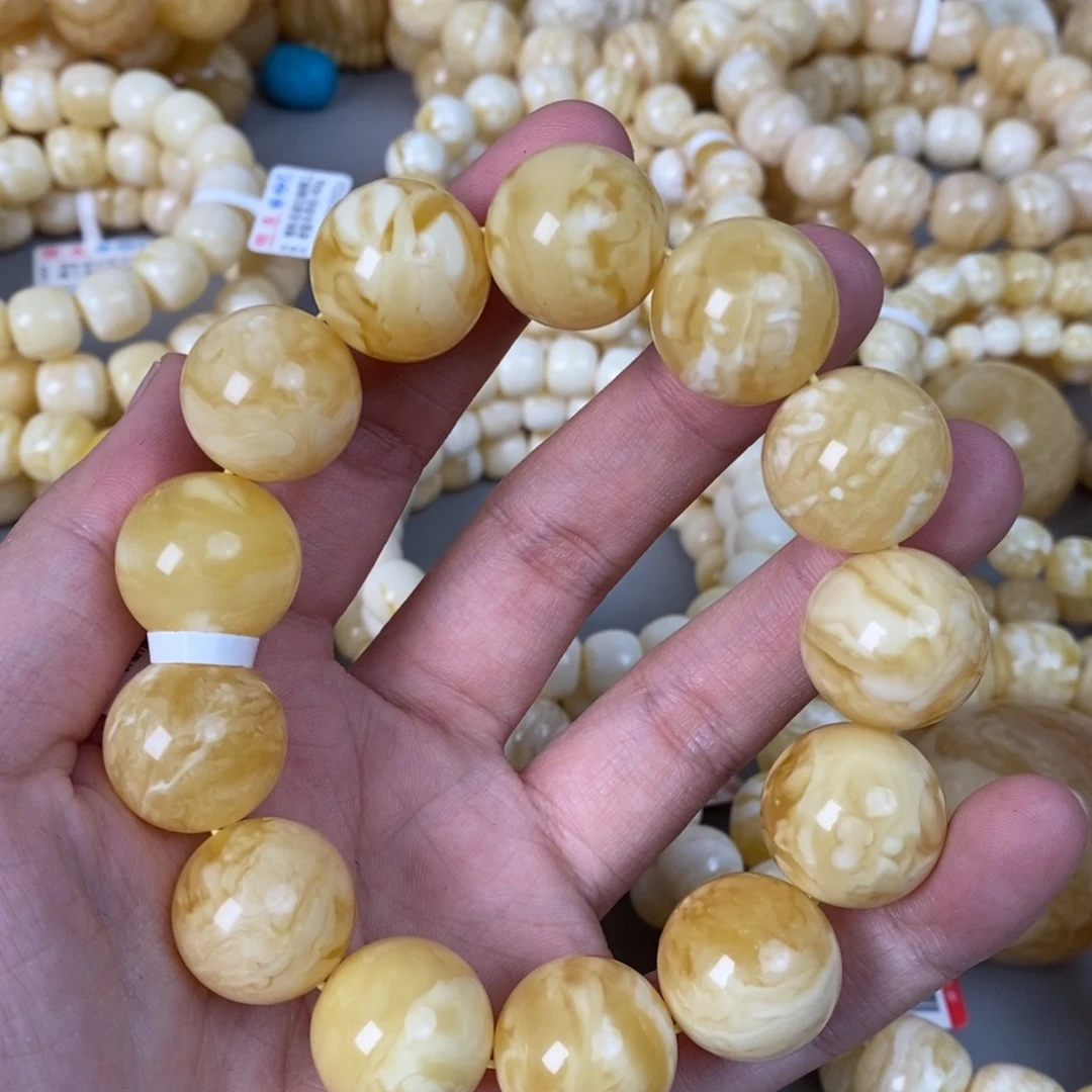蜜蜡未镶嵌珠宝奇石43.94g18mm
