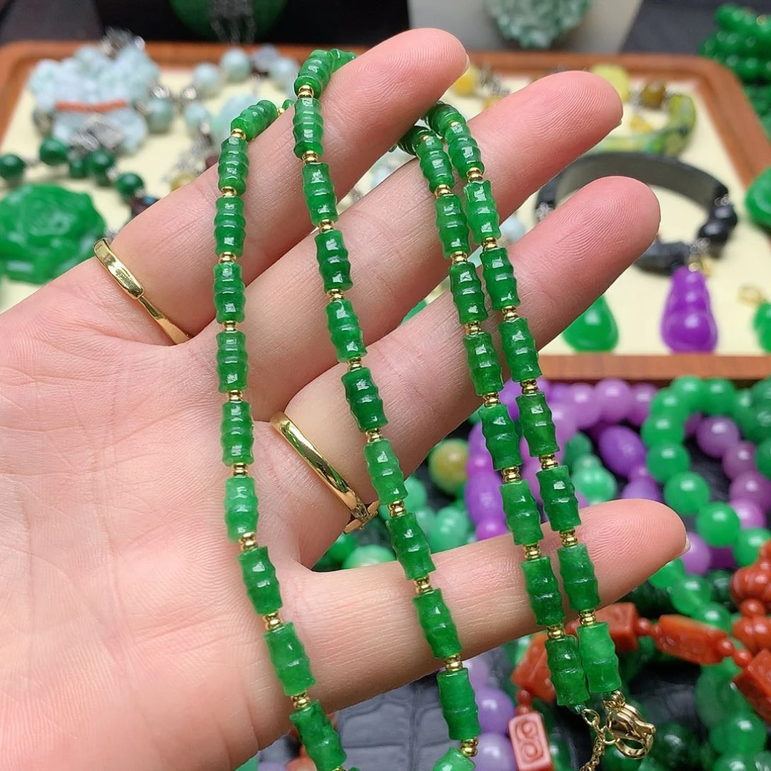 吊坠(赠链)未镶嵌翡翠