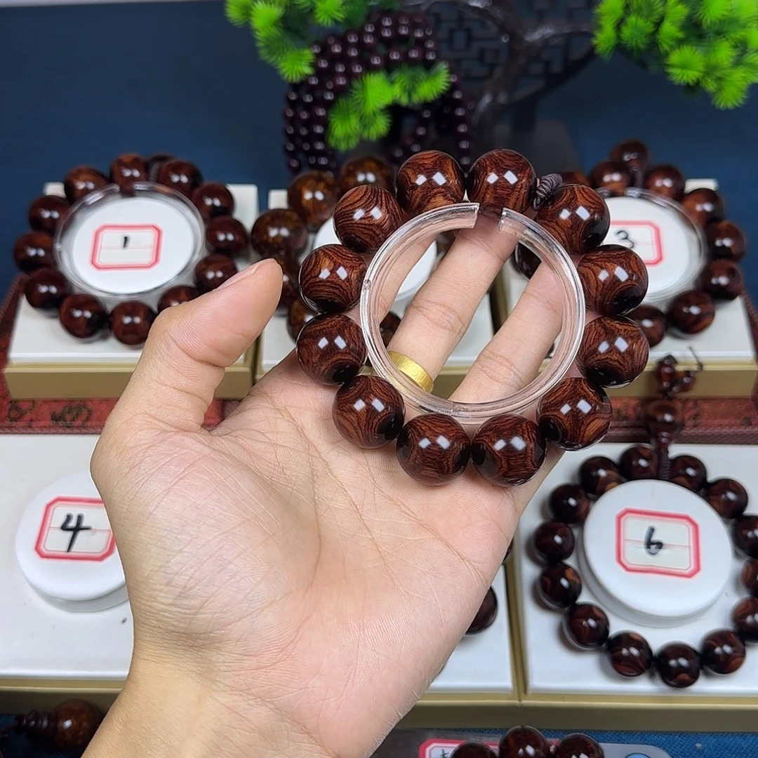 桑***强花梨木类黄花梨2.0