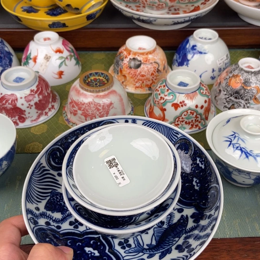 静***思陶瓷的设计师是一个人