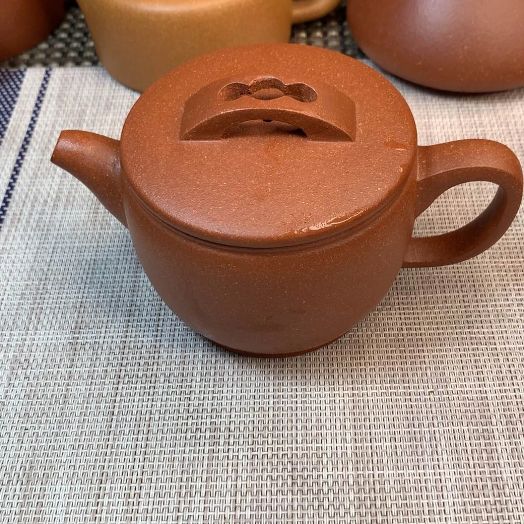 茶壶紫砂300CC左右