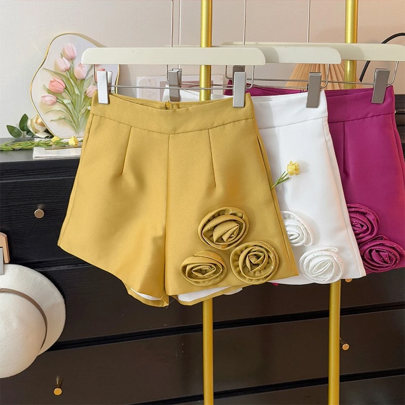 设计感小众立体花朵休闲短裤女夏季2025高腰显瘦字宽松阔腿热裤