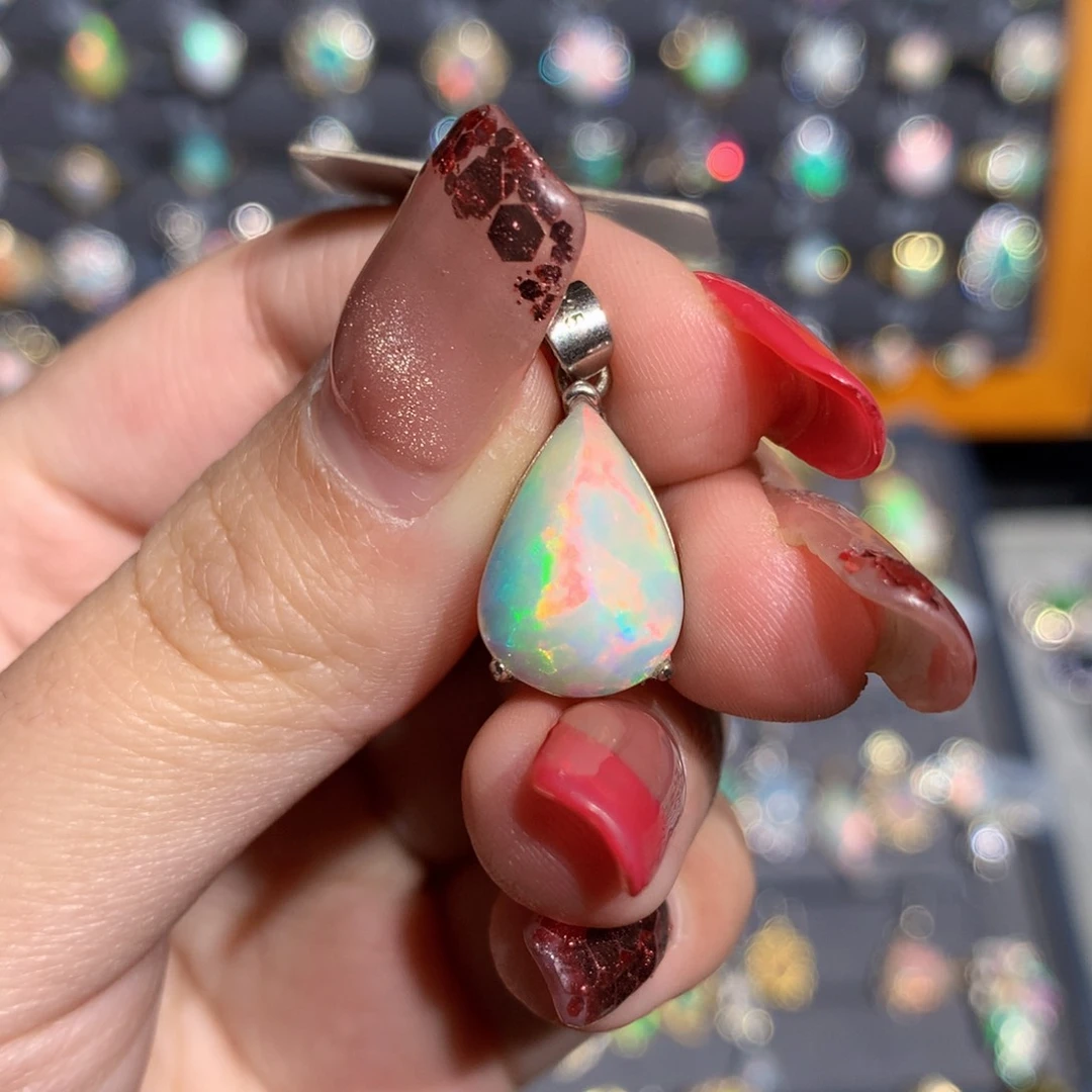 银S925镶嵌欧泊欧泊吊坠y