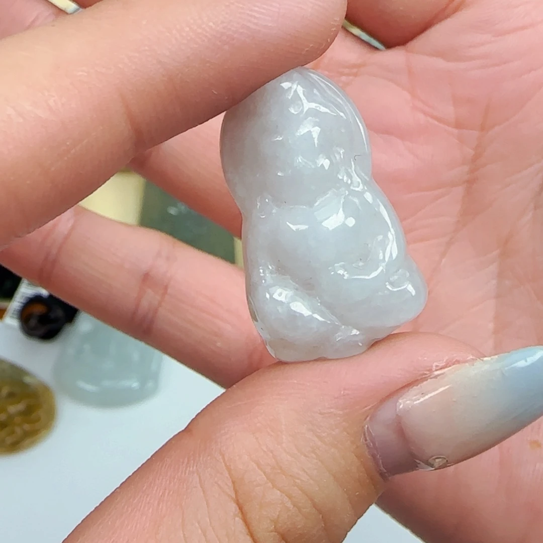 翡翠未镶嵌颈饰宝宝观音