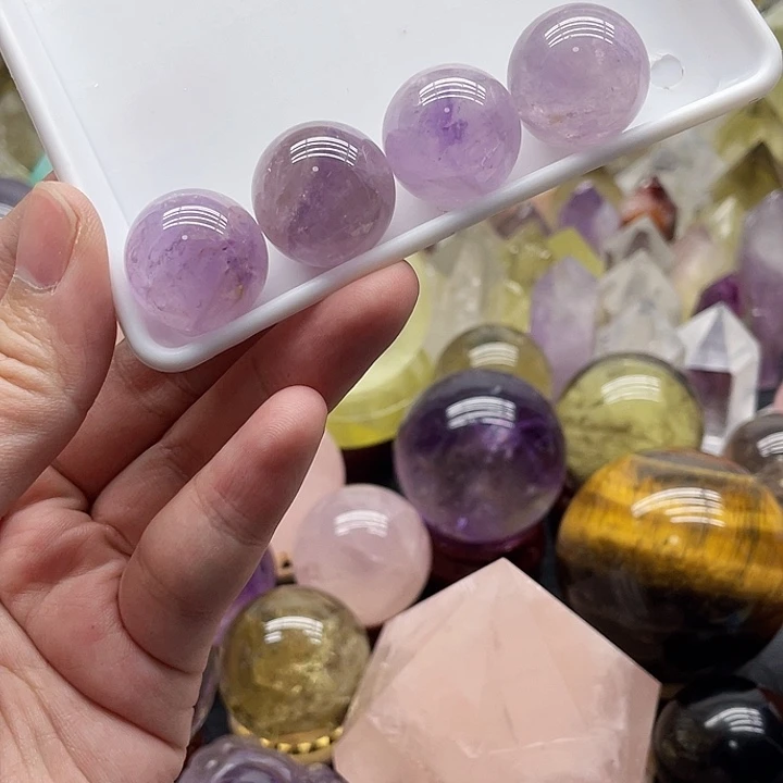 水晶未镶嵌珠宝半成品70