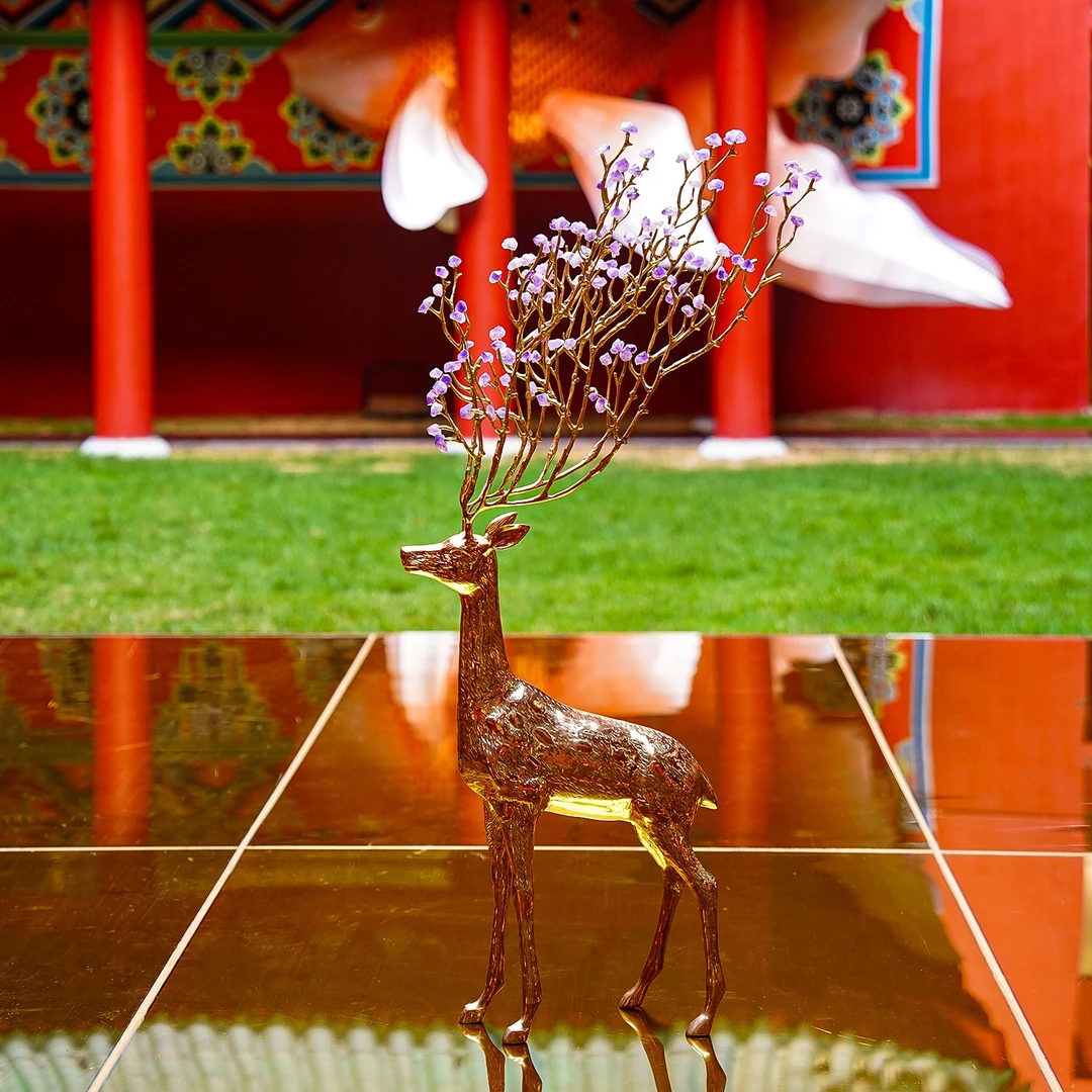 AP385小号铜鹿装饰摆件58*50*149cm
