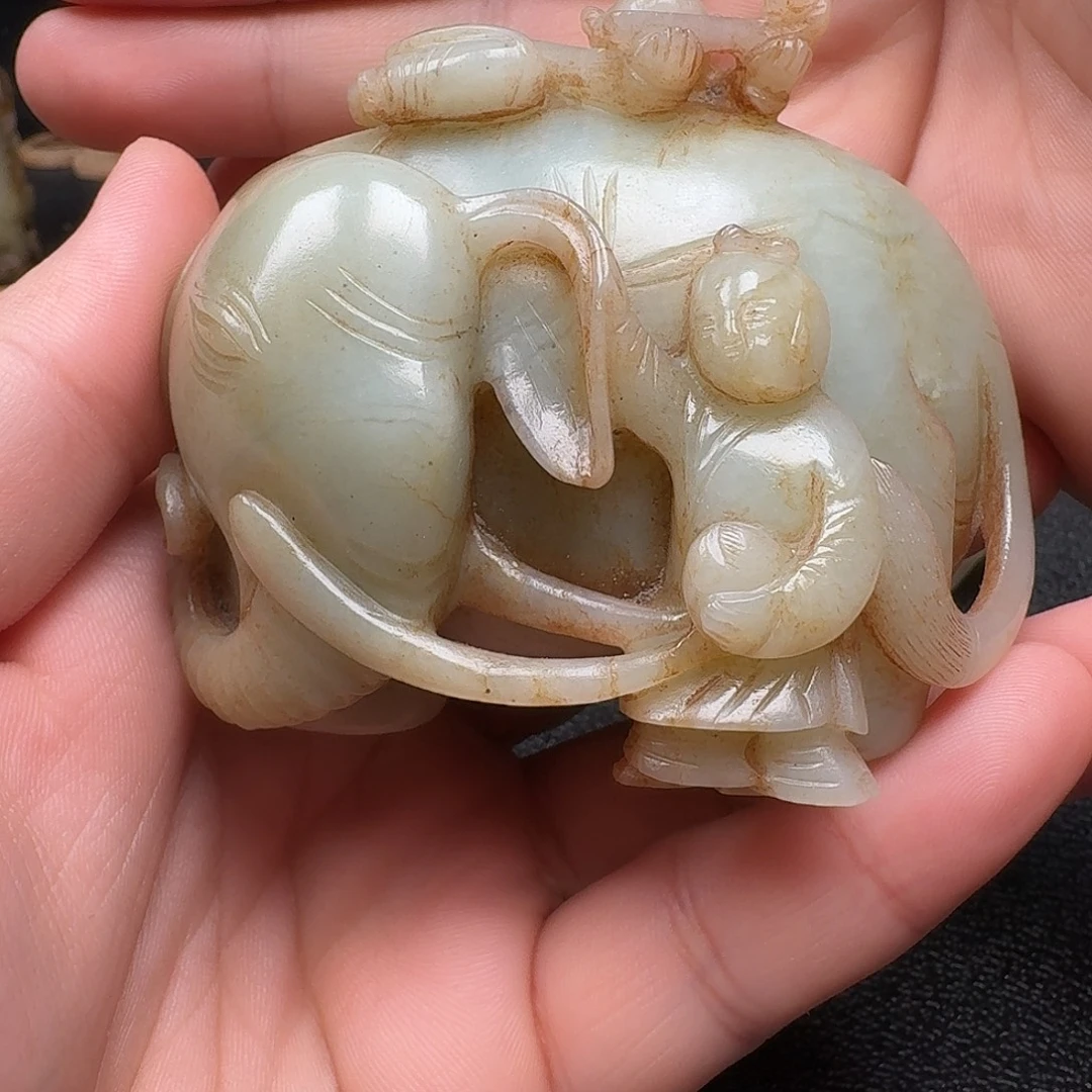 用***4和田玉未镶嵌挂件