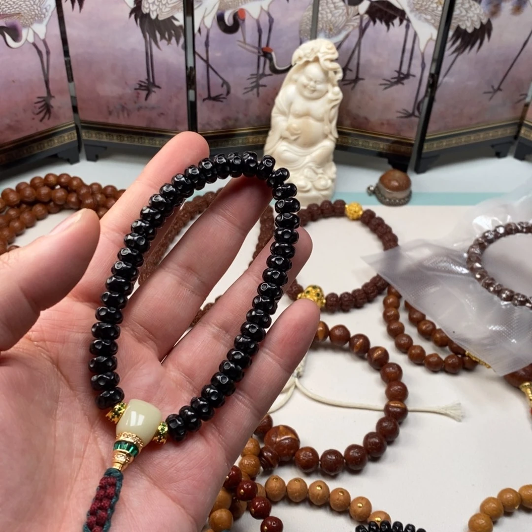 椰蒂吊坠1424255858689898