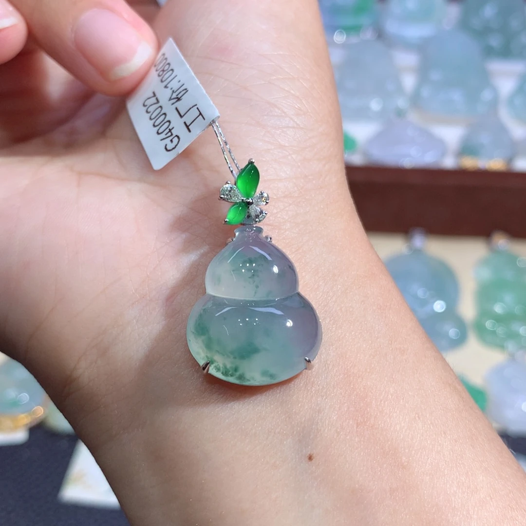 吊坠(不含链)18K金镶嵌翡翠流*葫芦