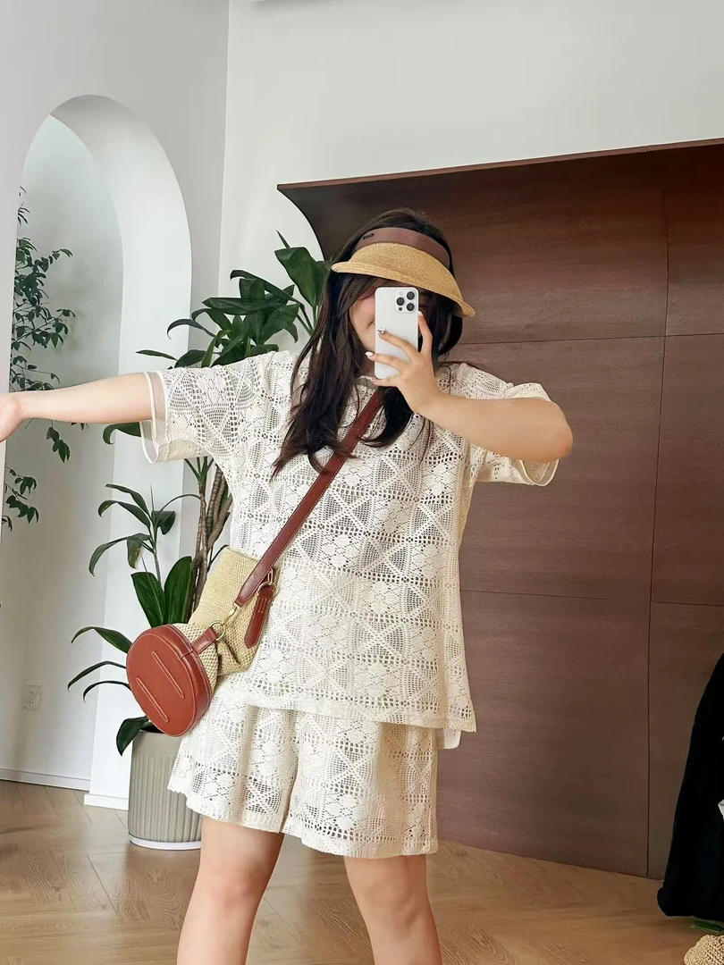 【夏夏】薄雾蕾丝-大码夏季法式圆领镂空短袖t恤显瘦套装x0006