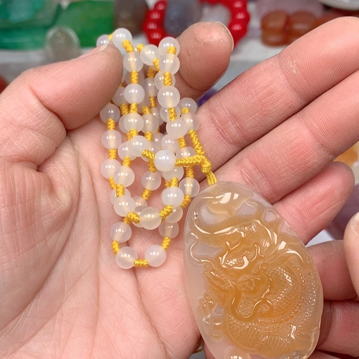 玛瑙/玉髓颈饰未镶嵌师**@