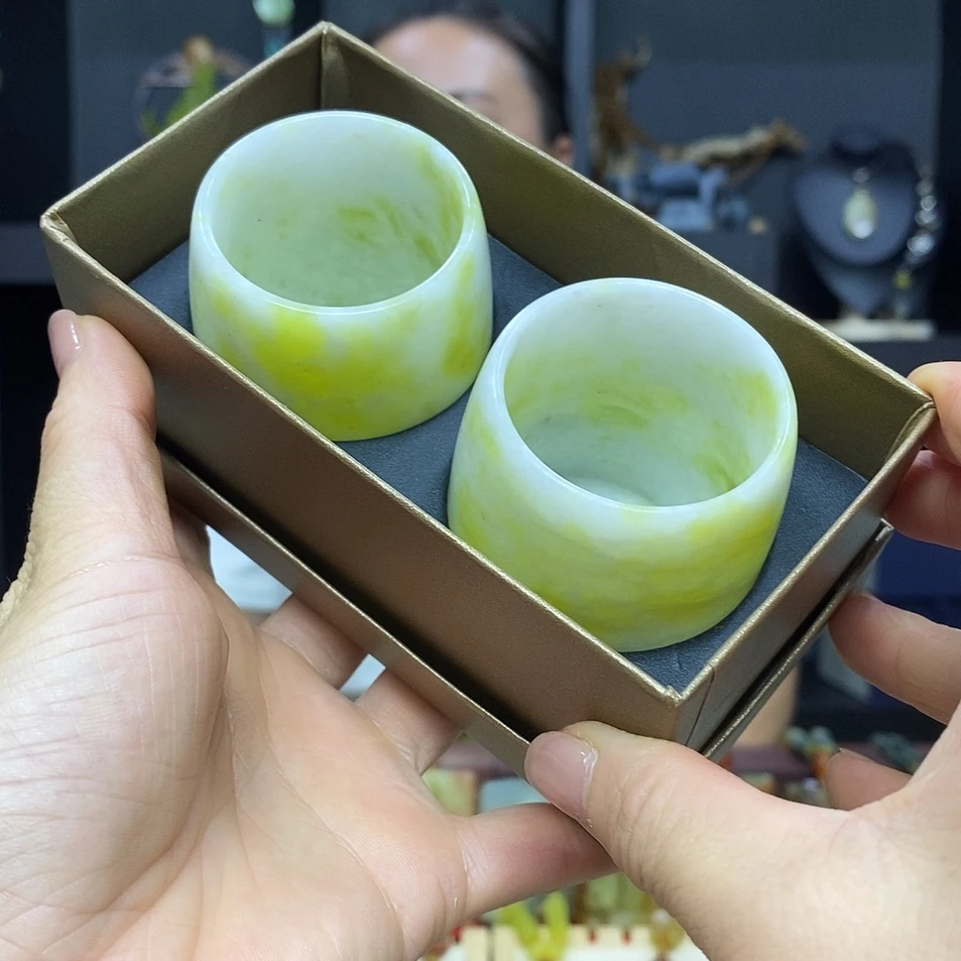 未镶嵌岫玉挂件吊坠