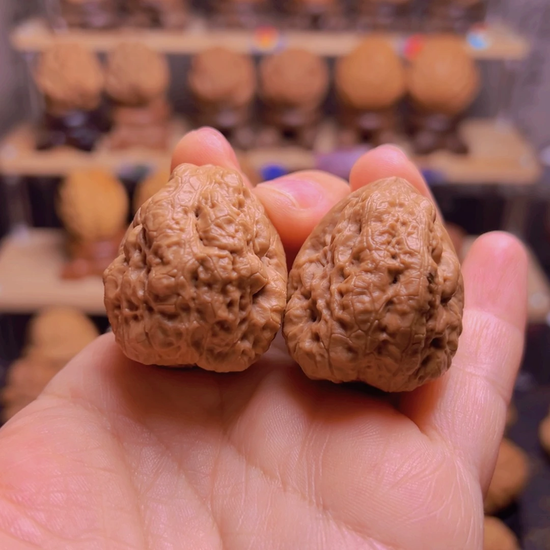文玩核桃吊坠27w箭毒蛙36尺