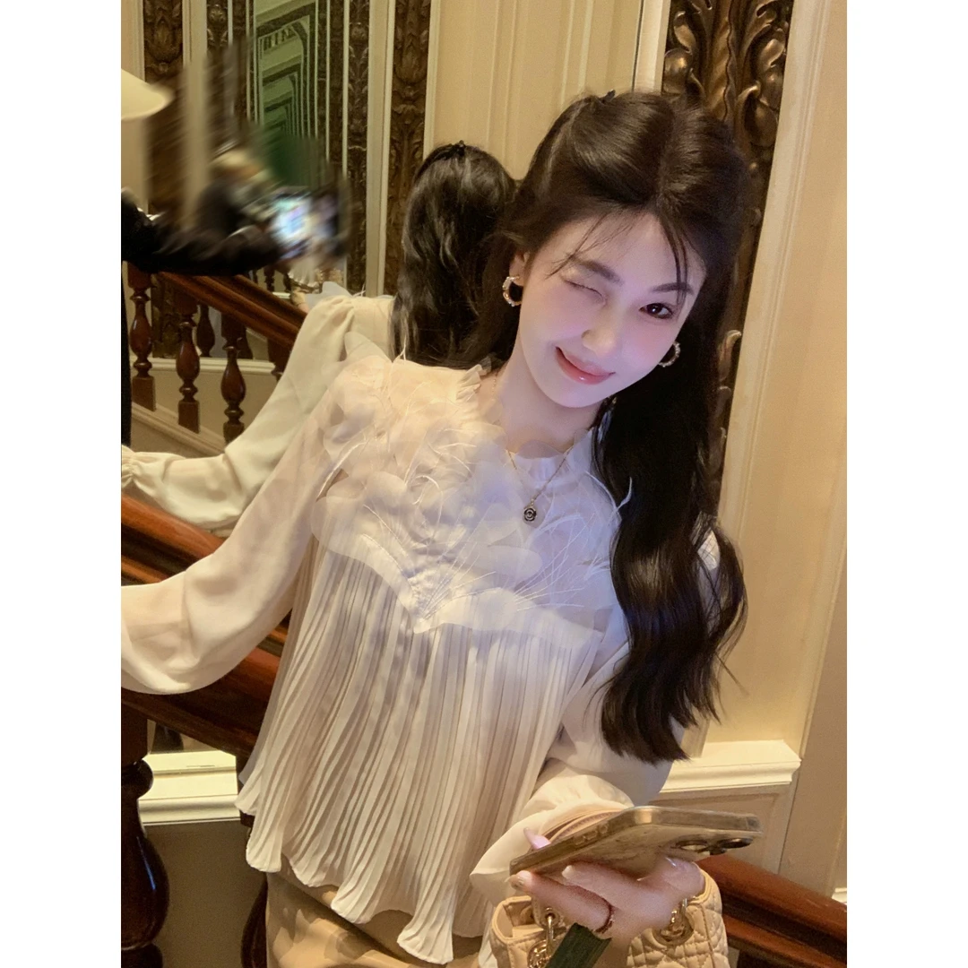 鱼兔子的兔子气质长袖设计感显瘦洋气法式小众甜美蕾丝拼接荷叶边