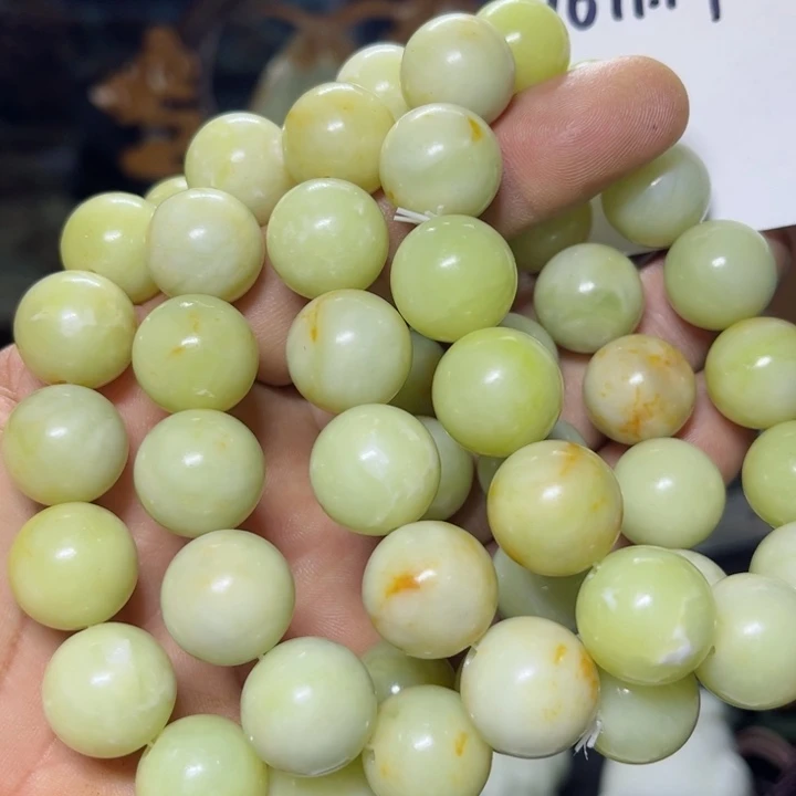 蛇纹石玉手串未镶嵌