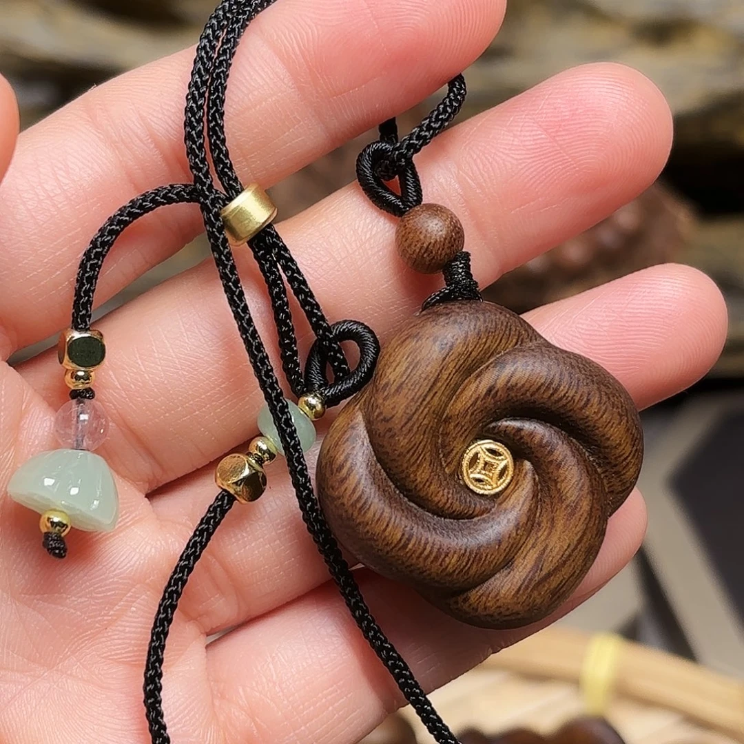 吊坠沉香越南芽庄紫棋玉化料