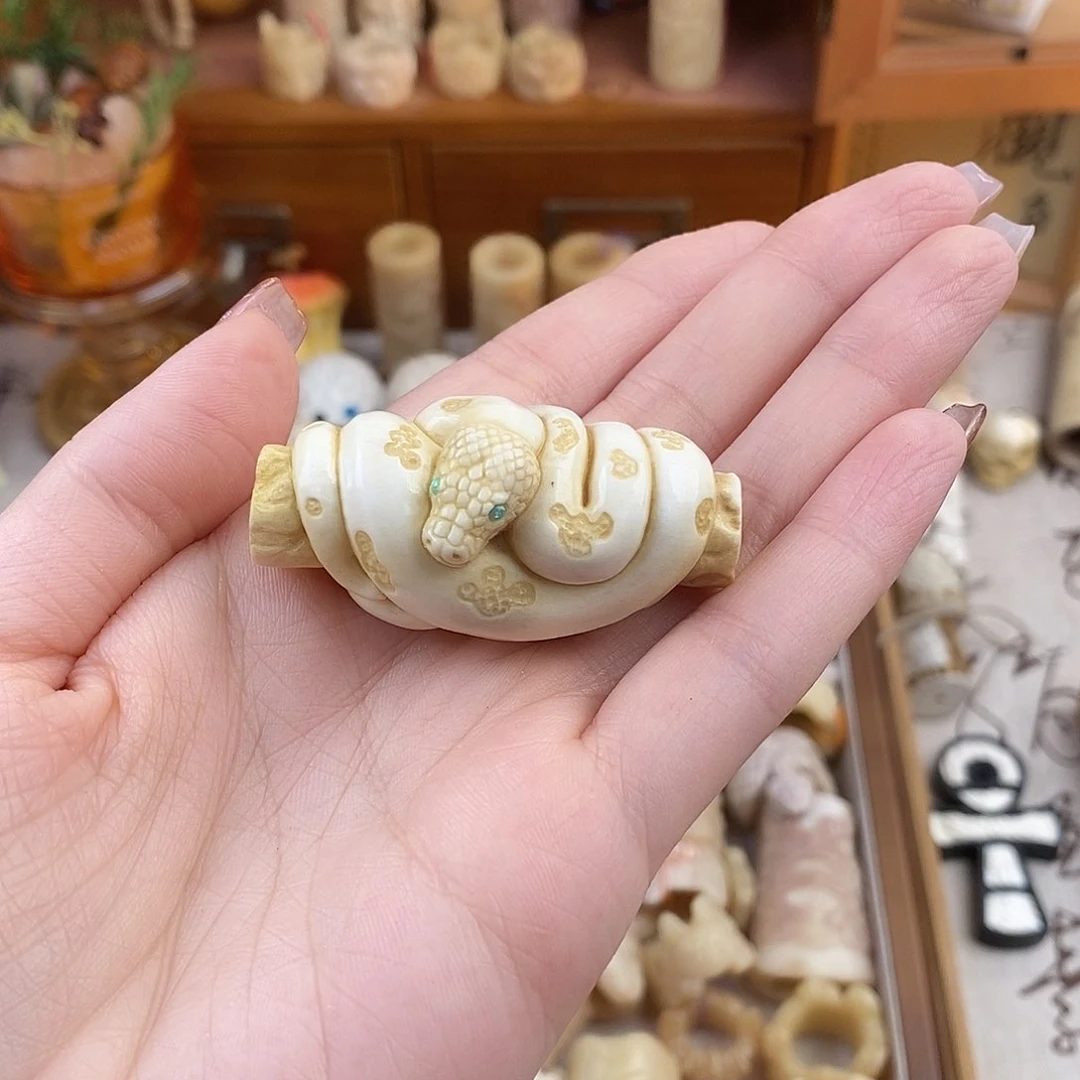 鹿骨把件桃*宝M6鹿角雕刻的大蟒蛇桶珠笑纹福利不退换