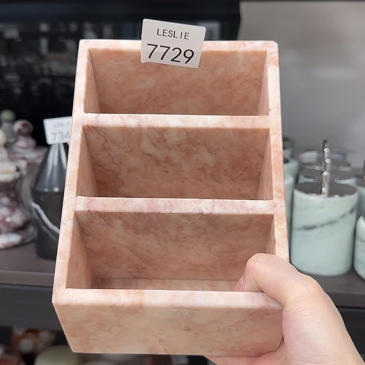 J729！。。。。。。。。。。。。。