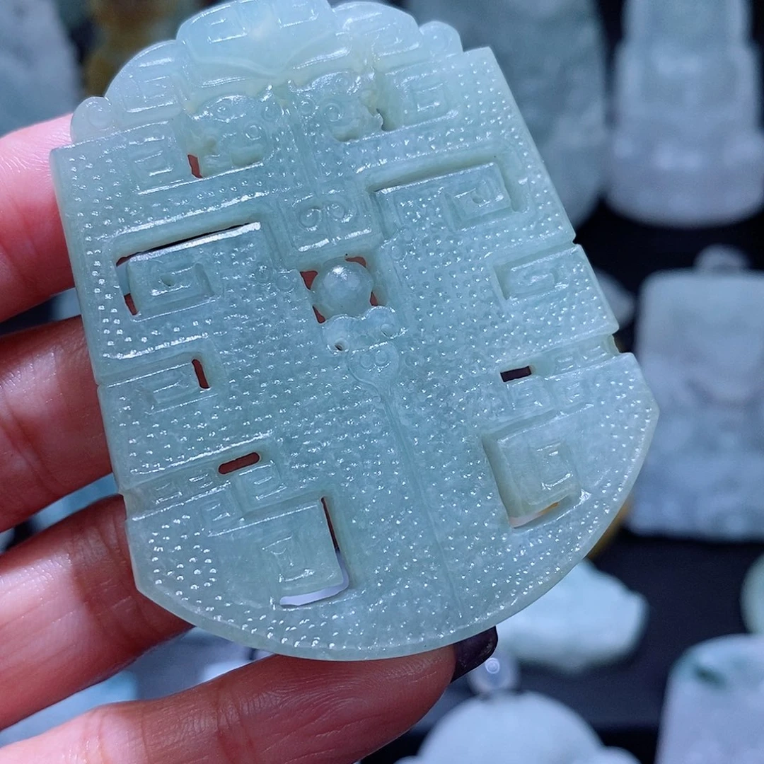 定制翡翠未镶嵌翡翠