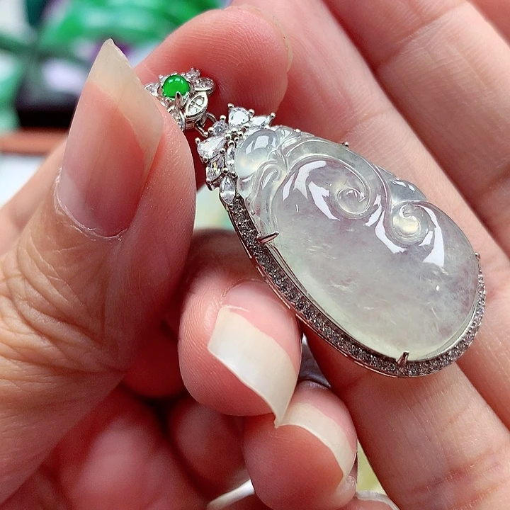 翡翠银S925镶嵌颈饰翡翠