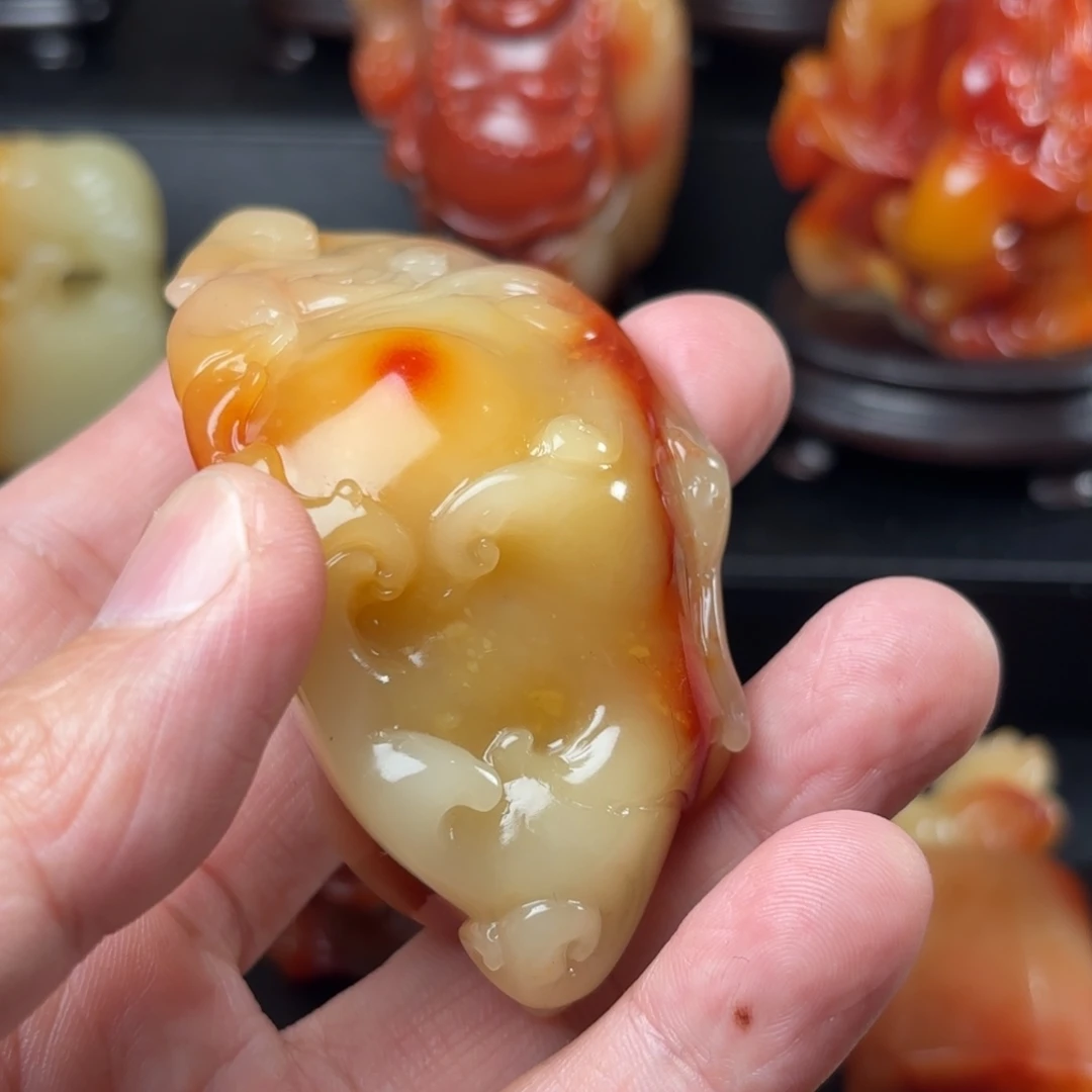 越***好寿山石寿山石芙蓉手把件