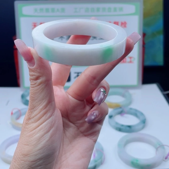 定制翡翠未镶嵌正