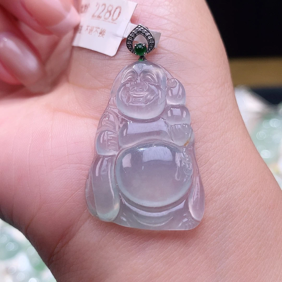 颈饰18K金镶嵌翡翠布袋佛