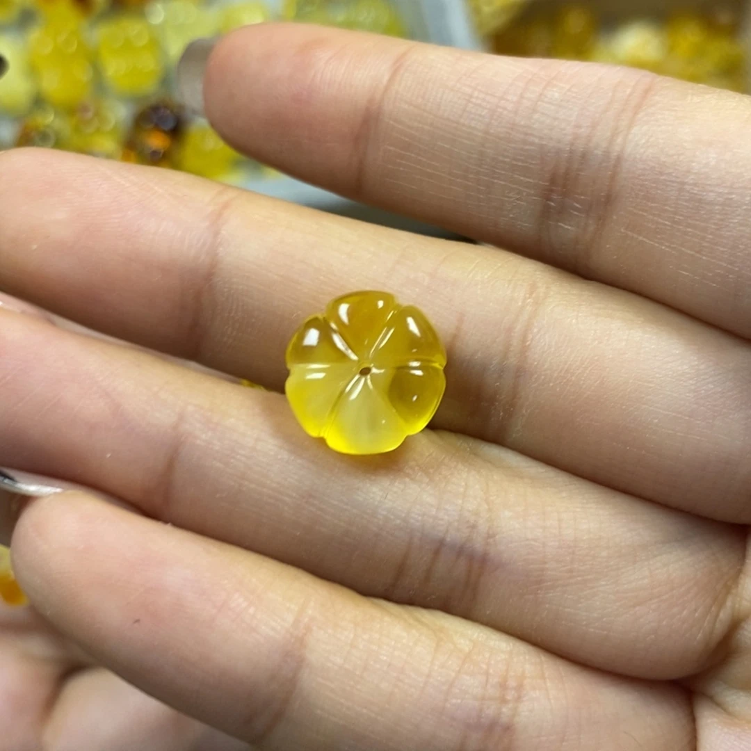 未镶嵌颈饰琥珀夹***ෆ南瓜花