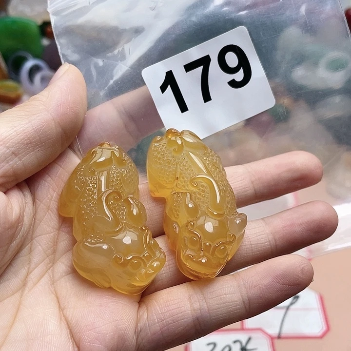 玛瑙/玉髓颈饰未镶嵌✿****?