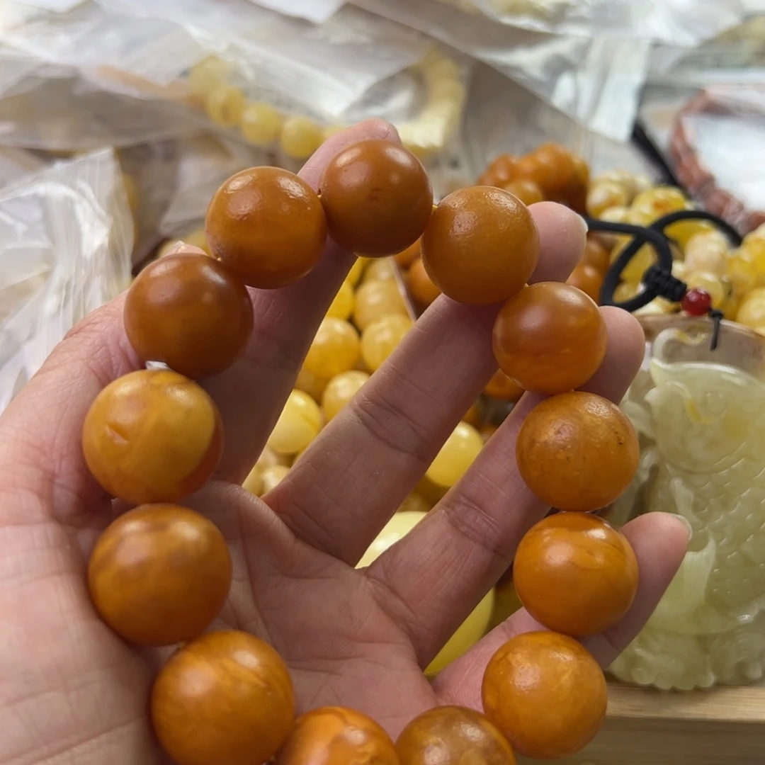 琥珀珠宝奇石未镶嵌