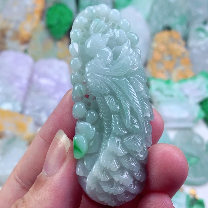 吊坠(不含链)未镶嵌翡翠