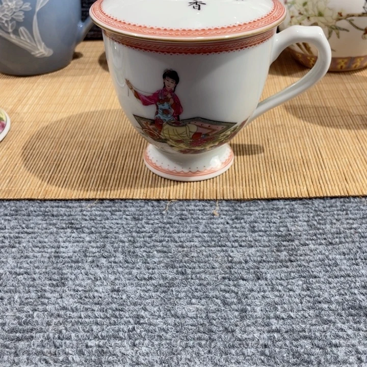悟***中粉彩手绘办公杯一个