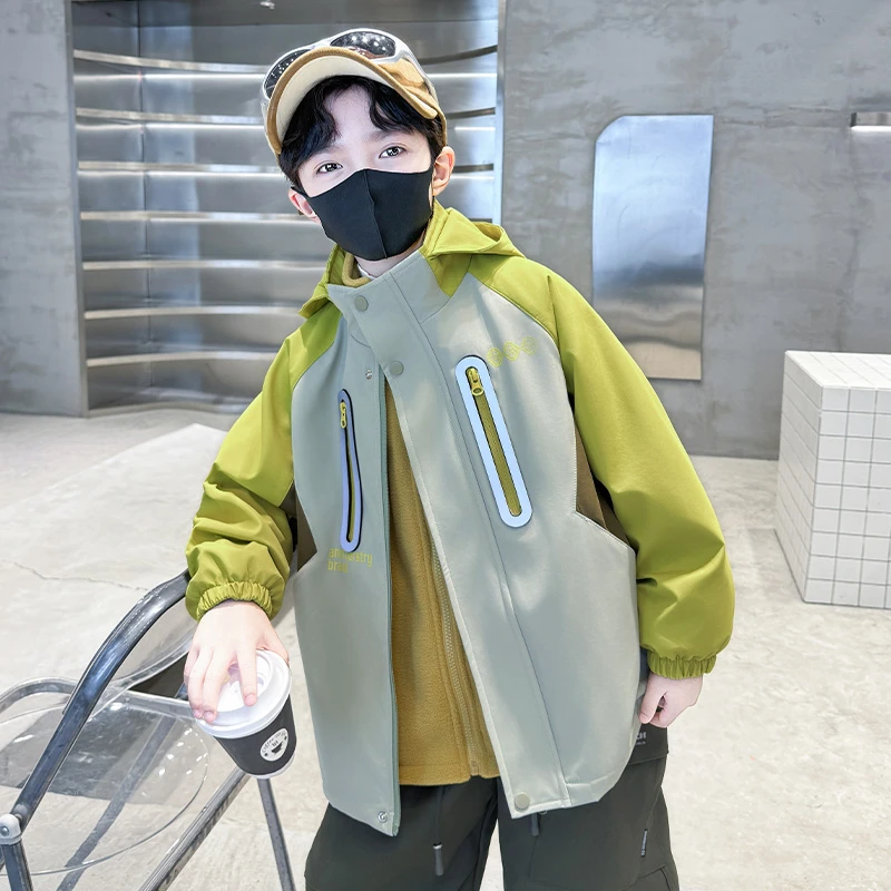 男童冲锋衣春秋款2025新款洋气儿童三合一外套中大童男孩秋冬上衣