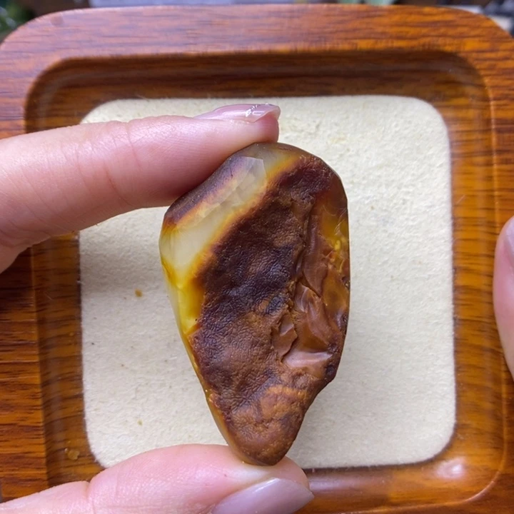 未镶嵌定制琥珀敏