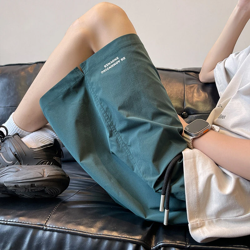 墨绿色冰丝短裤男夏季薄款速干沙滩裤户外跑步运动裤五分休闲中裤