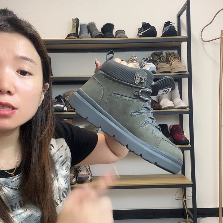 皮毛一体男鞋灰色43码