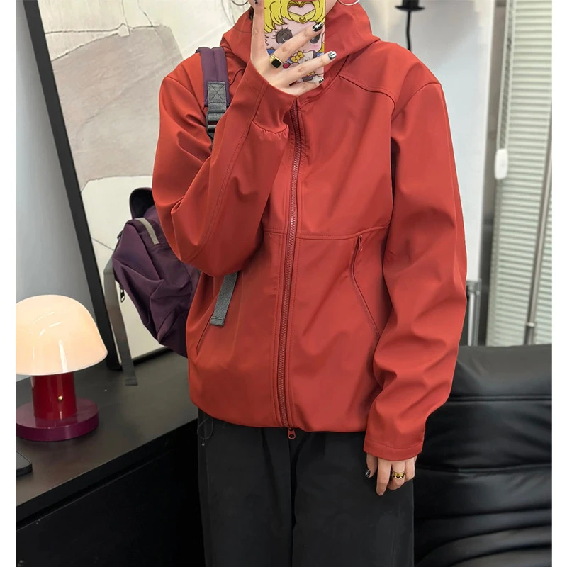里奥强森！品质好货！户外情侣防风防水软壳连帽冲锋衣外套夹克男