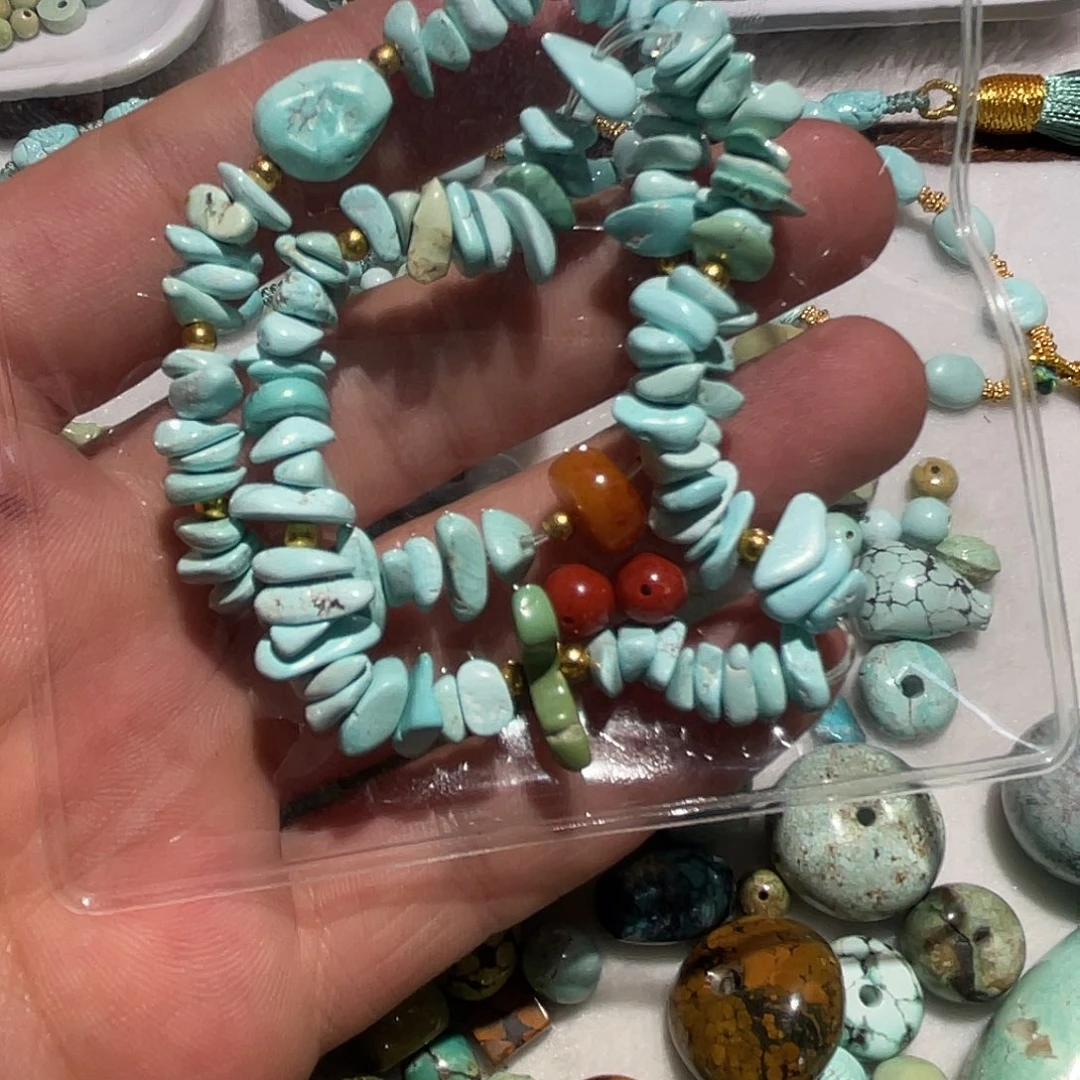 小***哥南红玛瑙未镶嵌珠宝奇石