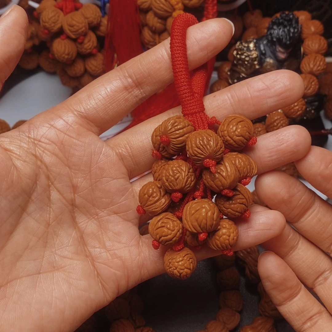 吊坠桃核桃枭挂件1