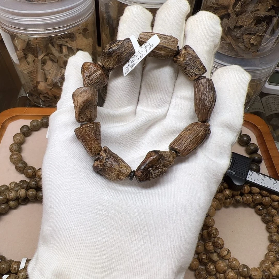 沉香手串天然野沉香老惠安沉水随型10粒18.7克