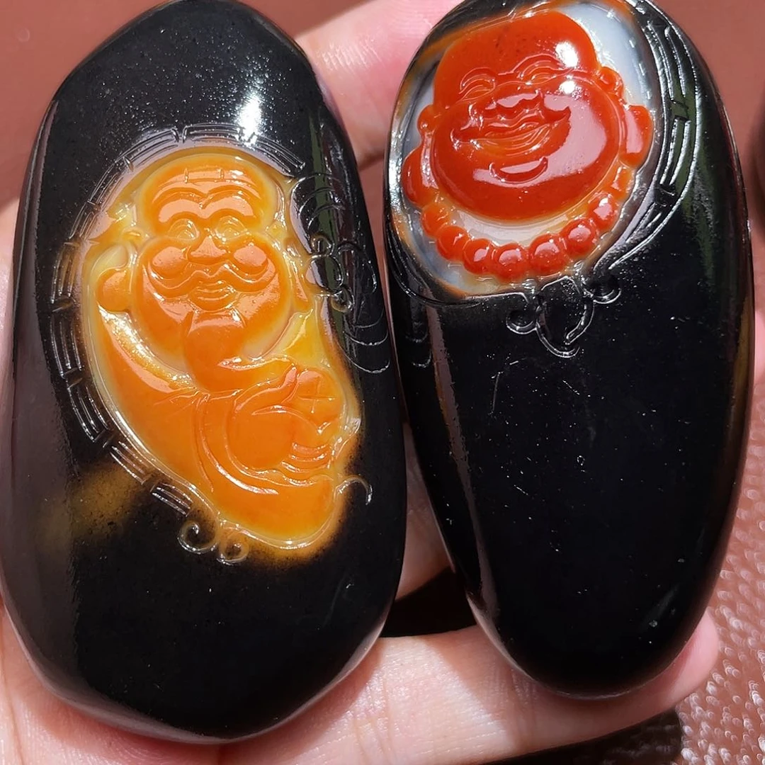 和田玉未镶嵌颈饰心**神