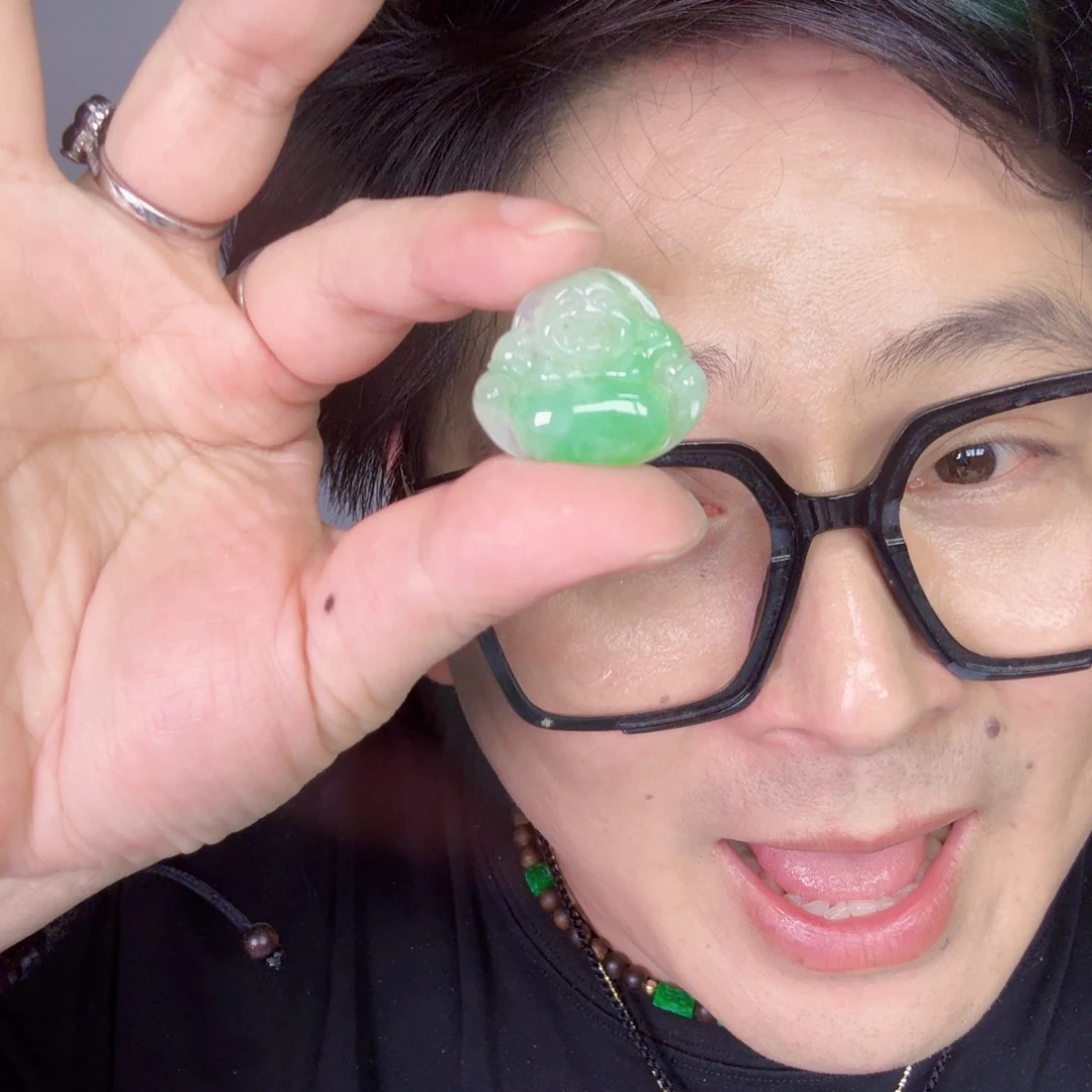 颈饰未镶嵌翡翠一件
