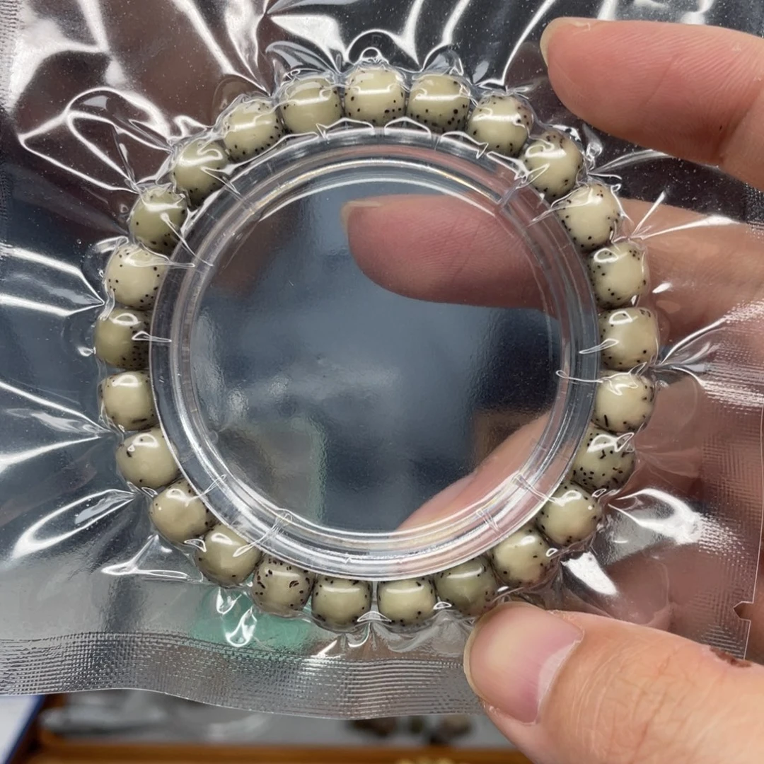手串星月菩提98绿背河豚