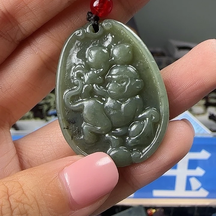 颈饰未镶嵌和田玉