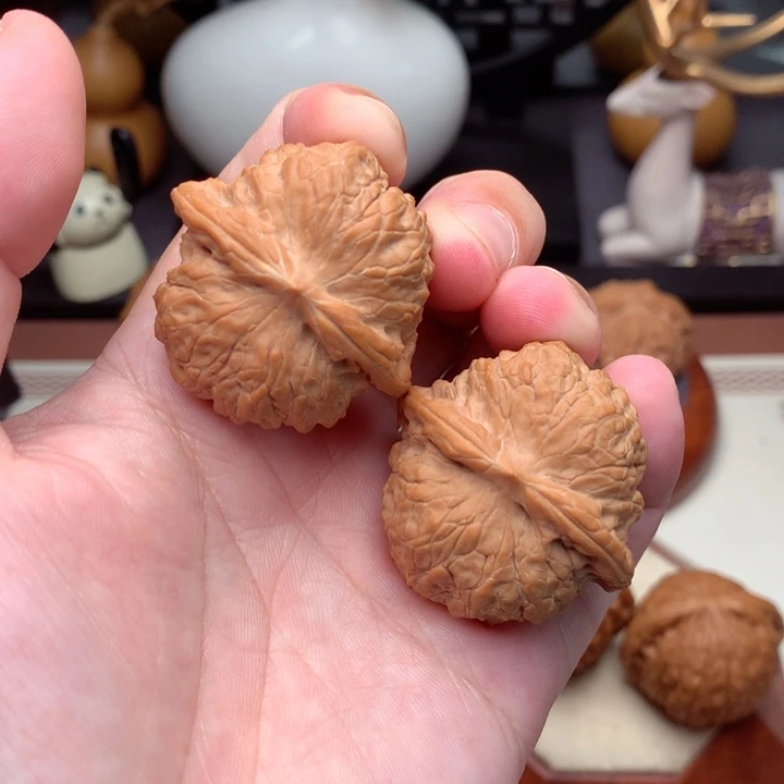 文玩核桃把件血麒麟全品满肉  1号