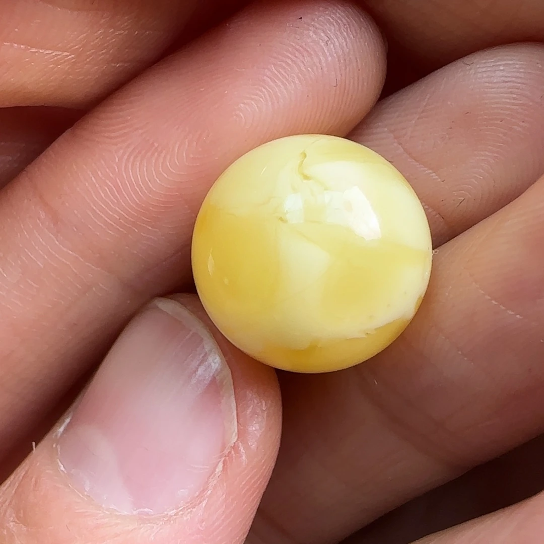 蜜蜡未镶嵌珠宝奇石一个粉