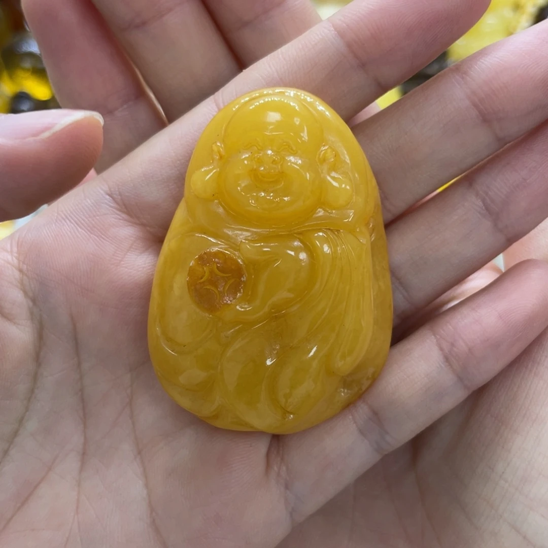 裸石琥珀未镶嵌牌子