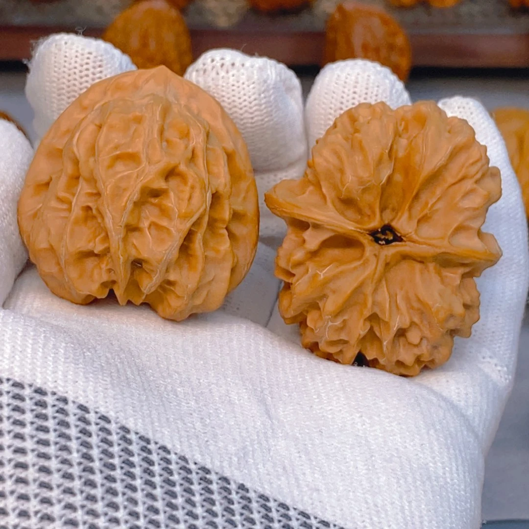 文玩核桃吊坠平谷方块 三角