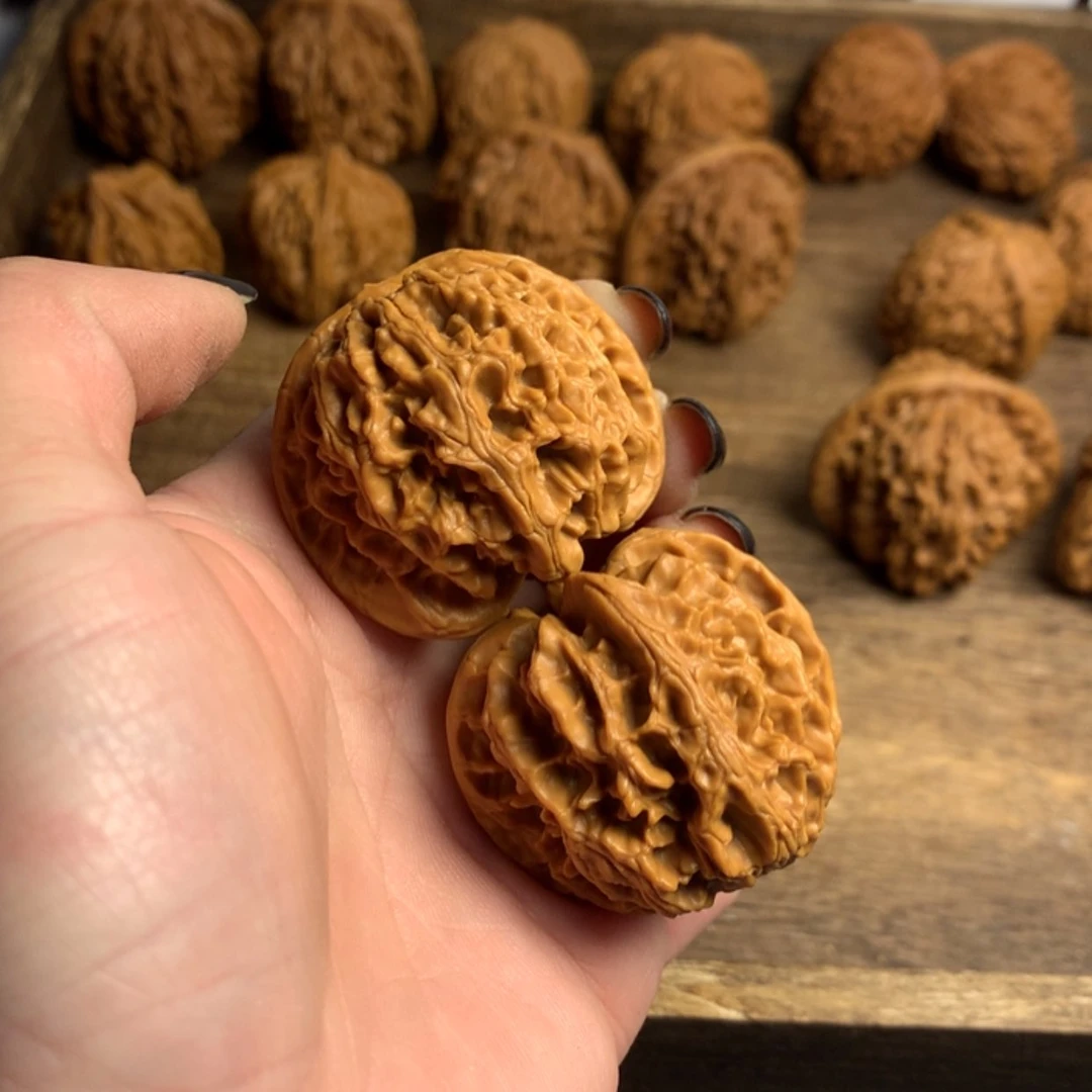 【闪购商品】文玩核桃吊坠S****。苹果