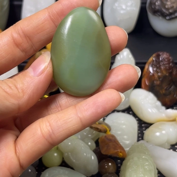 和田玉未镶嵌挂件28 克